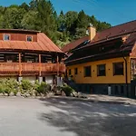 Vendégház Wellness Tavas